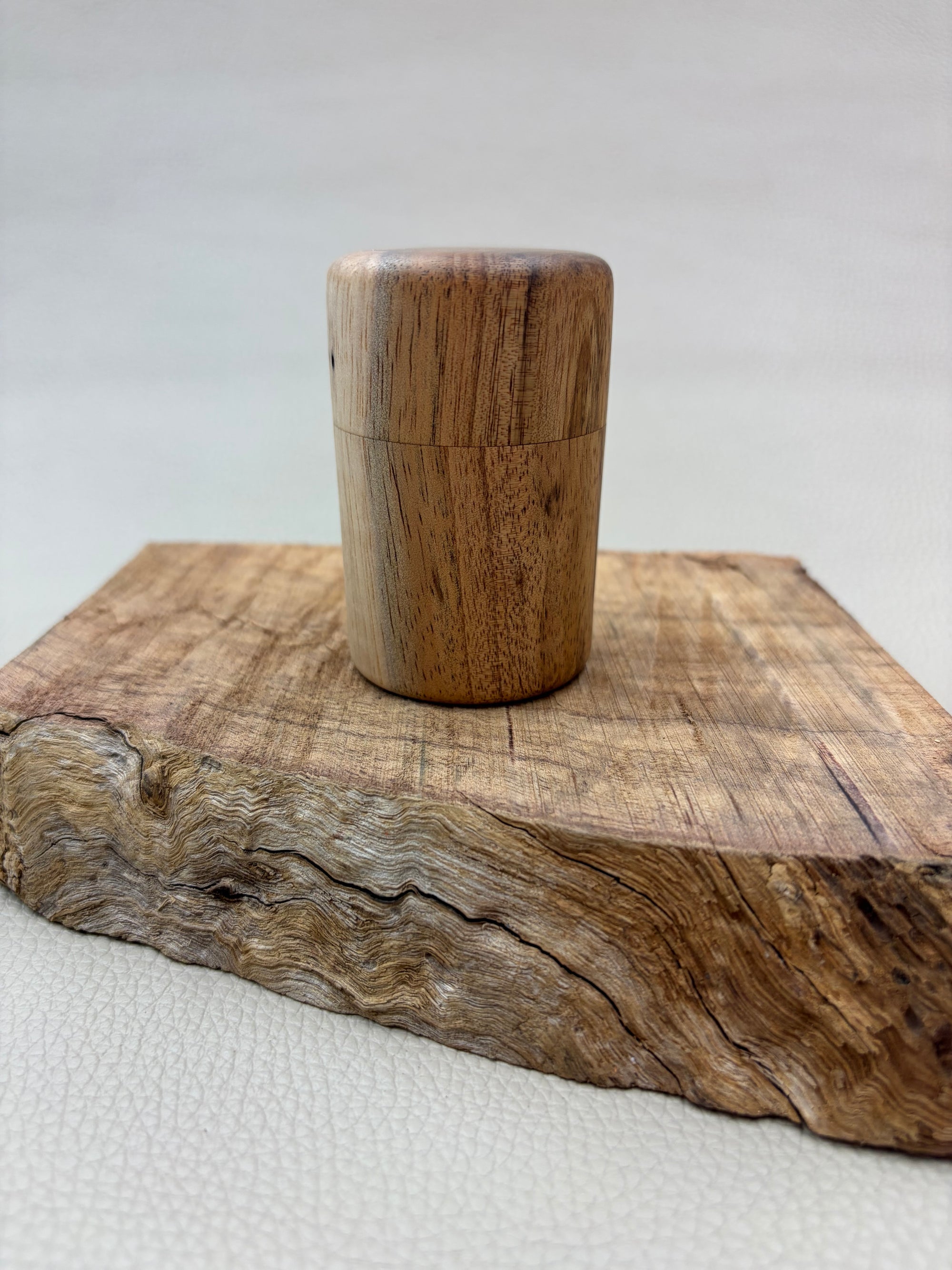 中蓋付き茶器　02