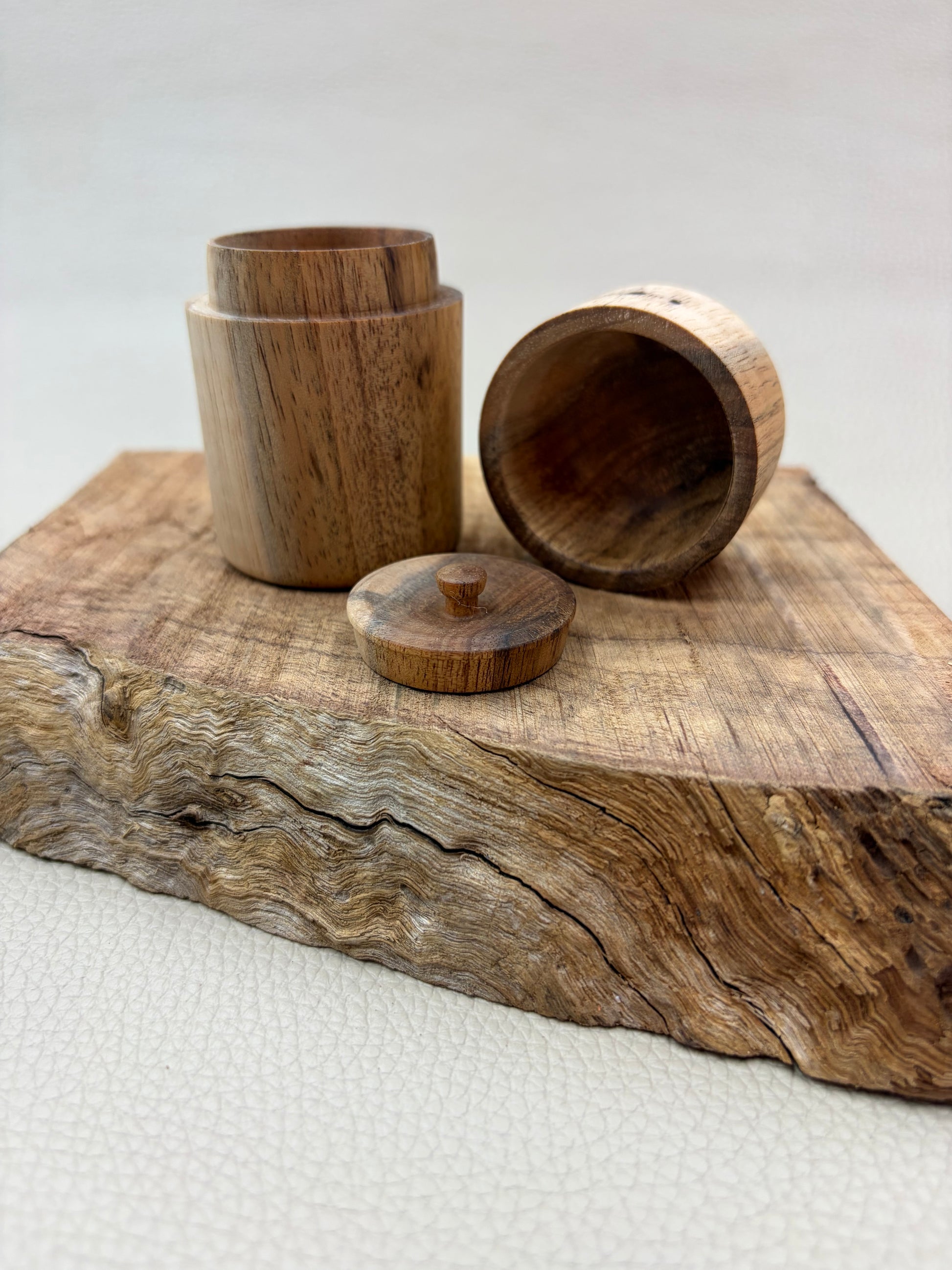 中蓋付き茶器　02
