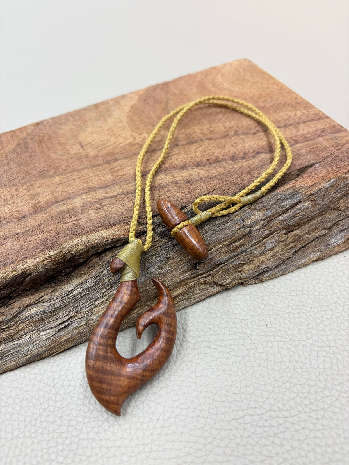 フィッシュフックネックレス小