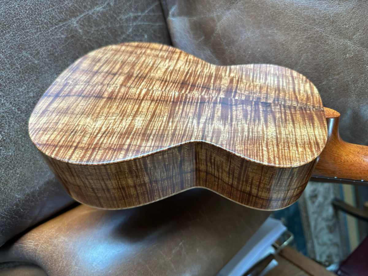 【山崎ギター工房】Sofla