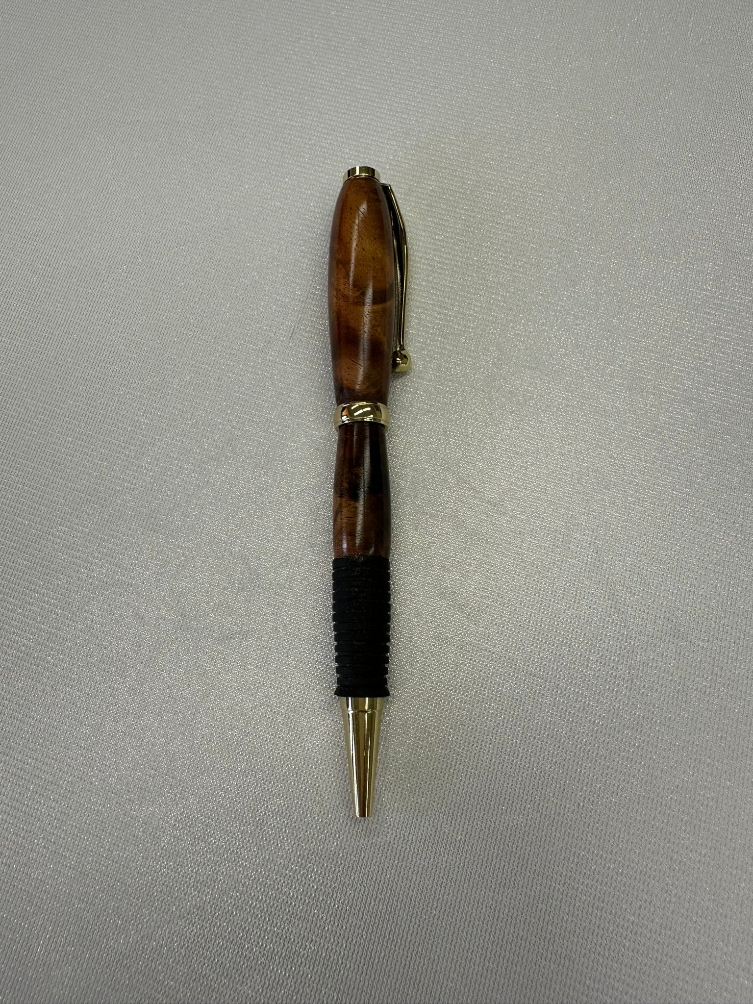 Koa pen with gold②