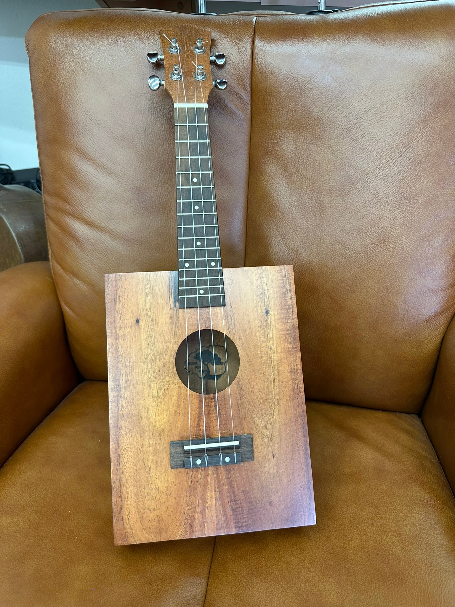 カウワイコアファーム　ウクレレ