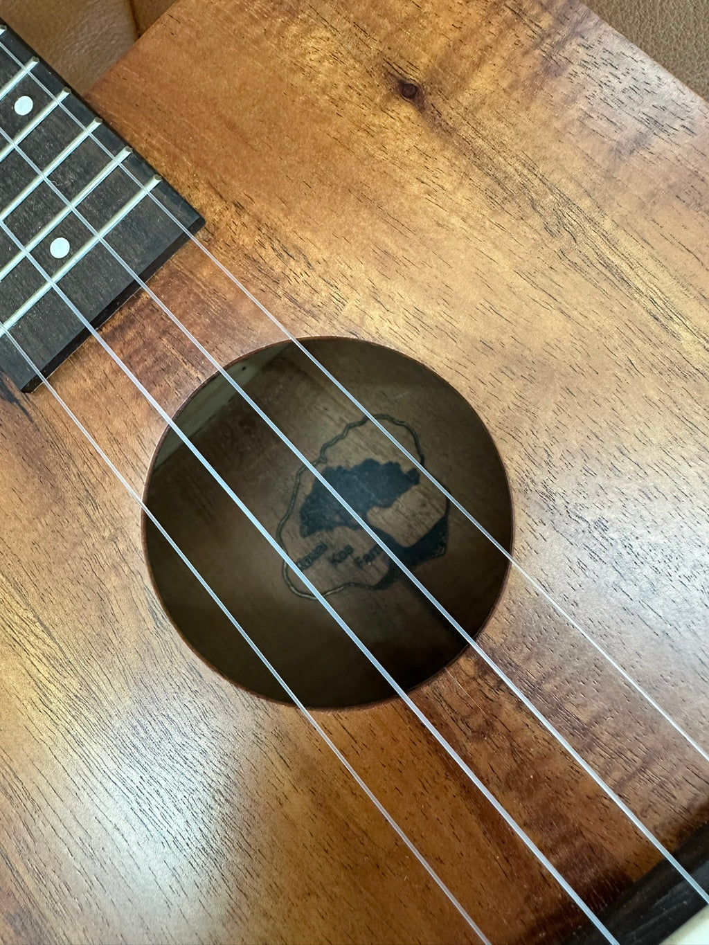 カウワイコアファーム　ウクレレ