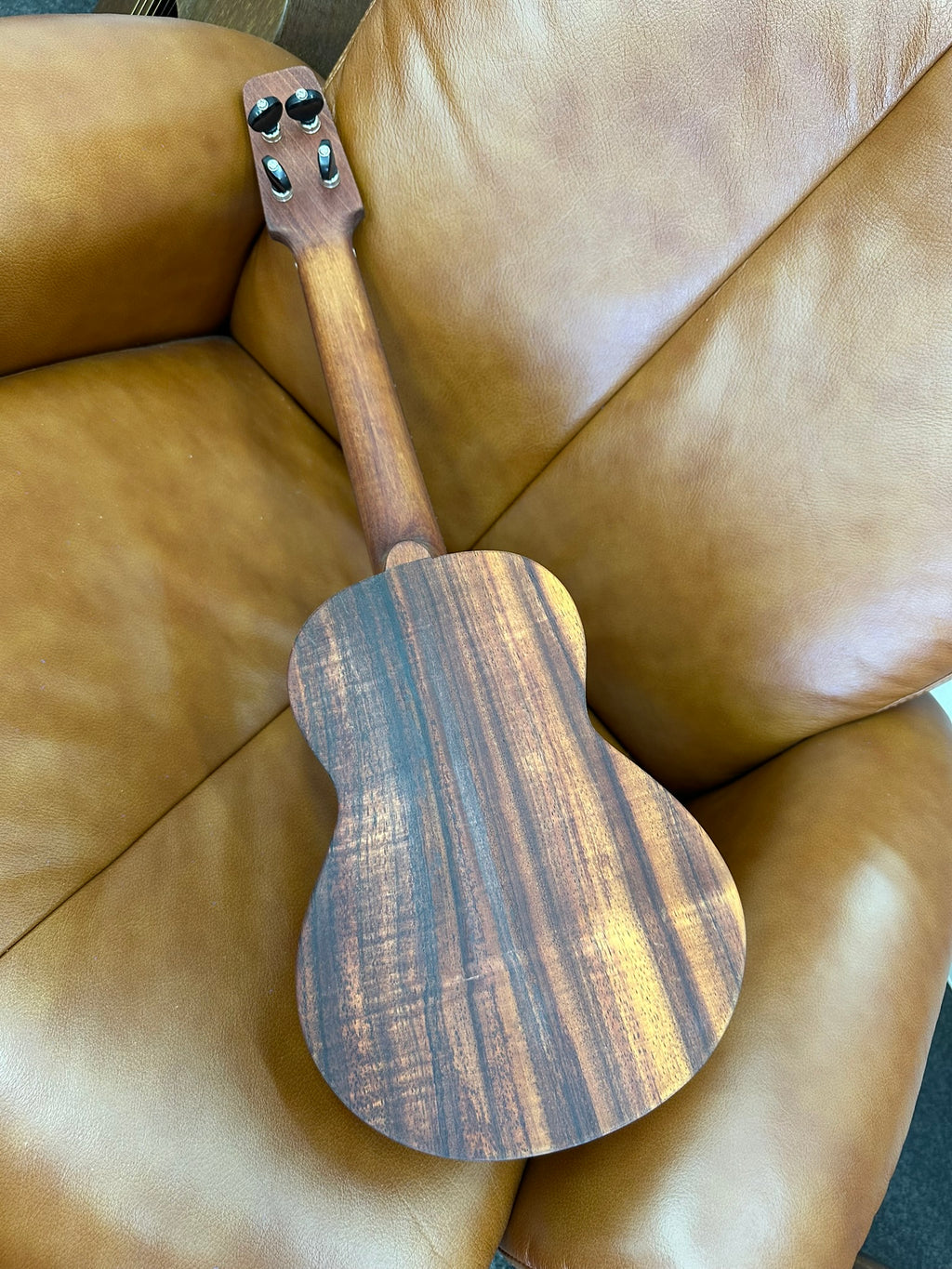 【Wavers Design】ウクレレ