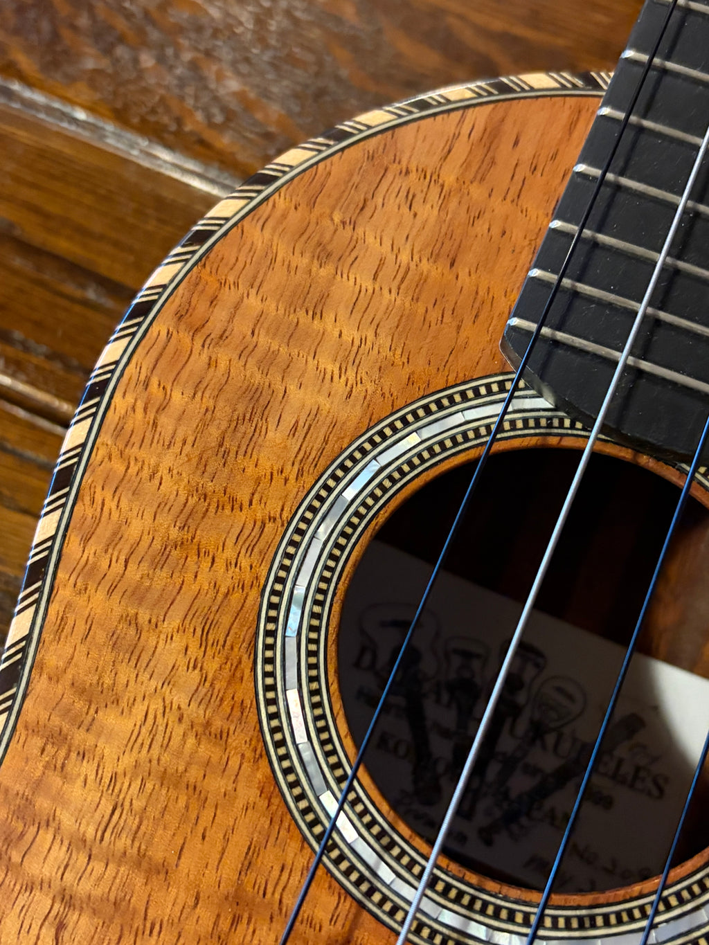 【DAISAKU GUITARS】 Renaissance Tenor Premium/Bowlback