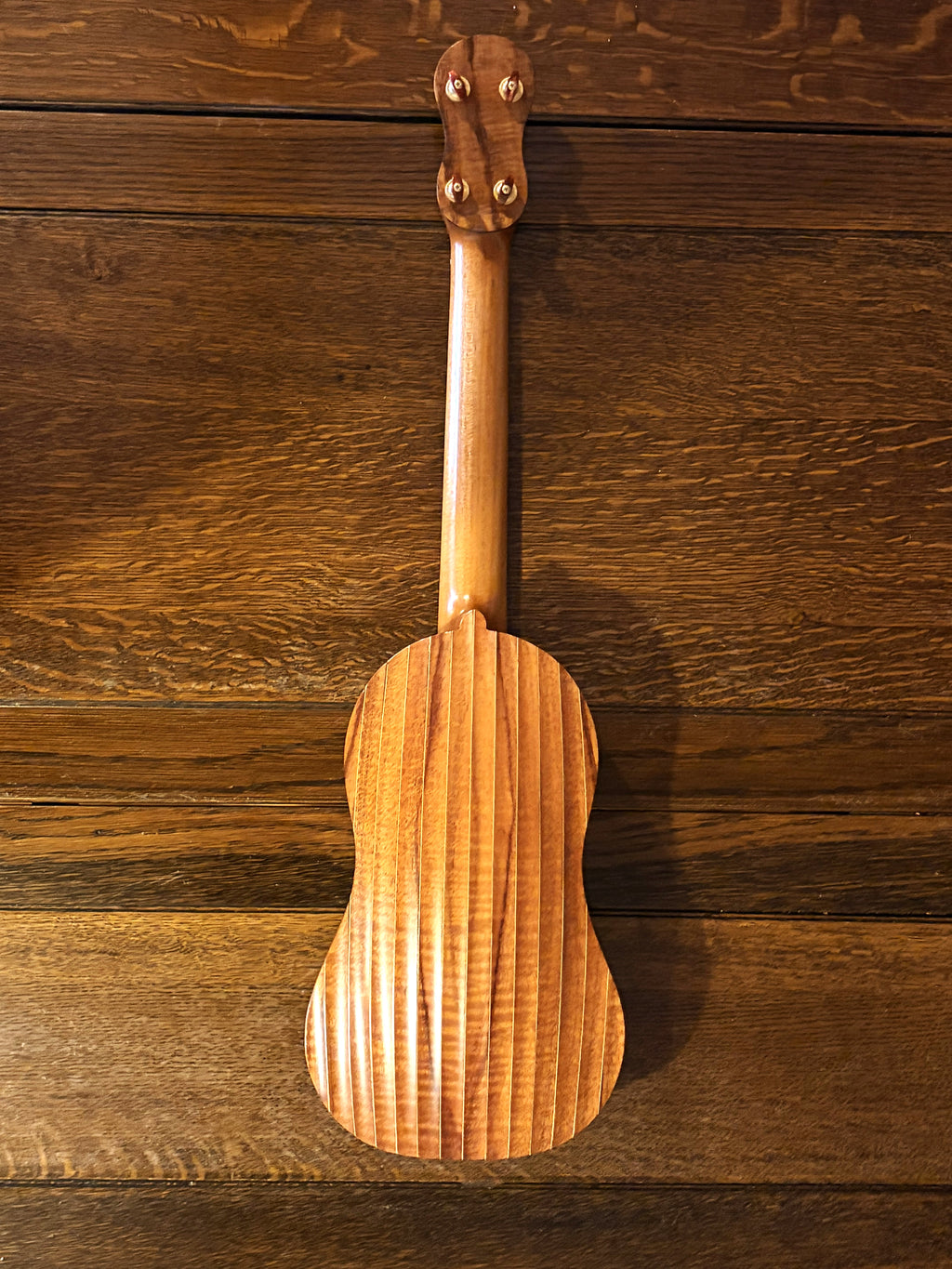 【DAISAKU GUITARS】 Renaissance Tenor Premium/Bowlback