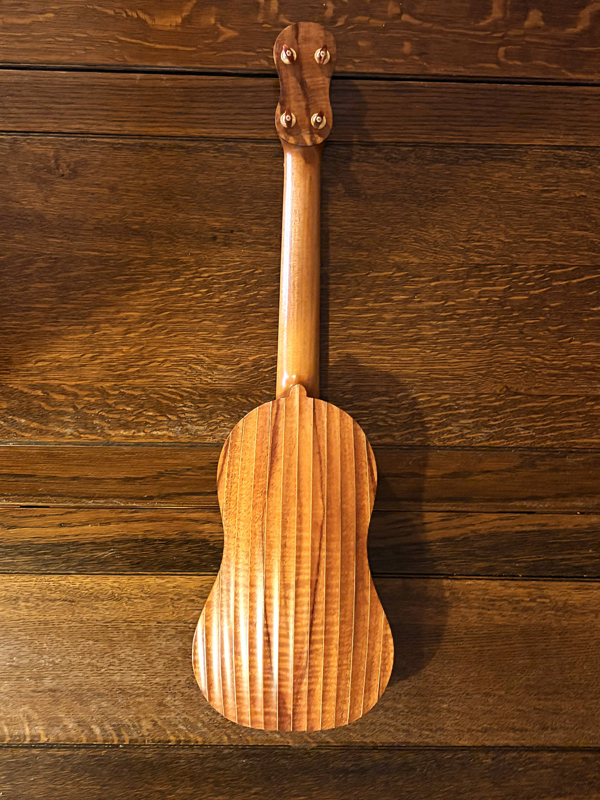 【DAISAKU GUITARS】 Renaissance Tenor Premium/Bowlback